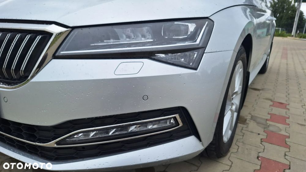 Skoda Superb 2.0 TDI 4x4 Style DSG - 1