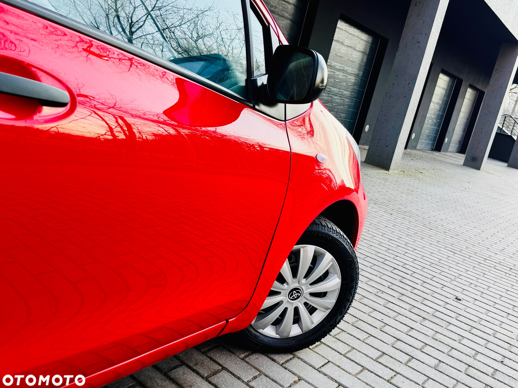Toyota Yaris 1.0 Luna - 8