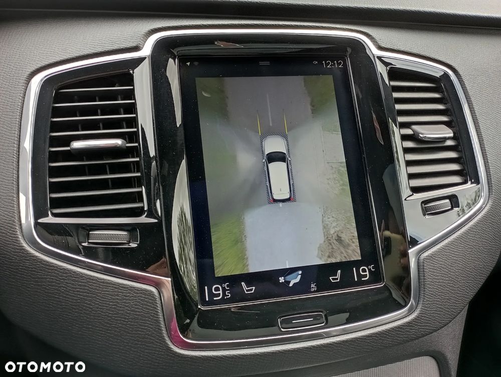 Volvo XC 90 B5 D AWD Geartronic RDesign - 32