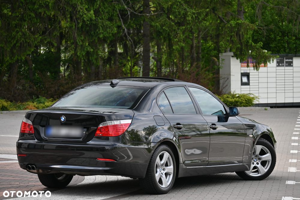 BMW Seria 5 530d Edition Sport - 17