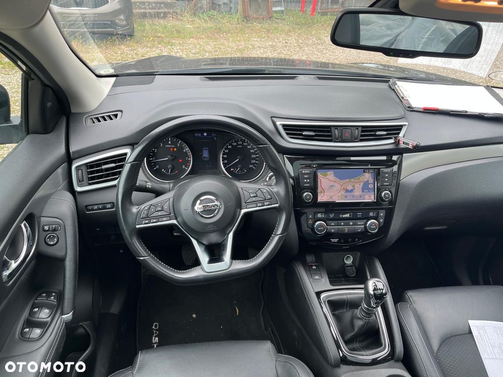 Nissan Qashqai 1.3 DIG-T Tekna - 18