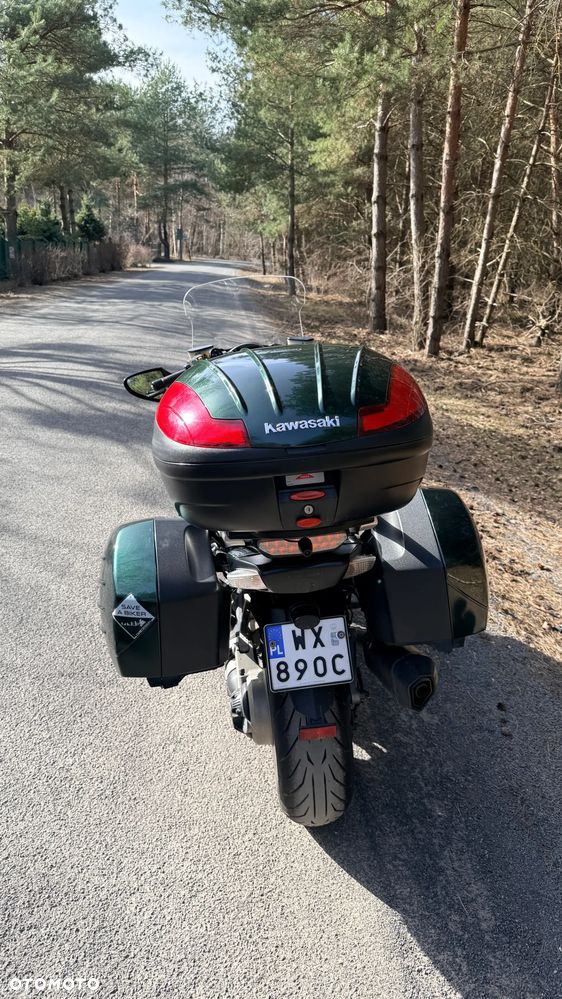 Kawasaki GTR - 7