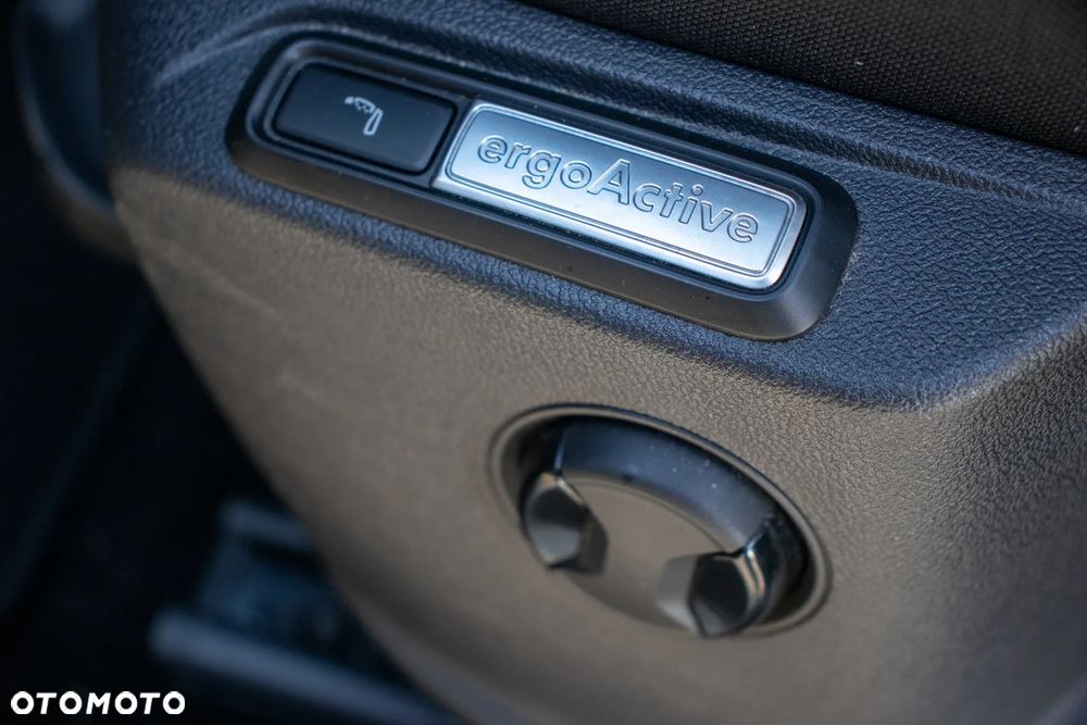 Volkswagen T-Roc 1.5 TSI Style DSG - 16