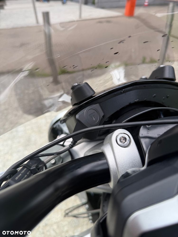 Triumph Rocket - 9