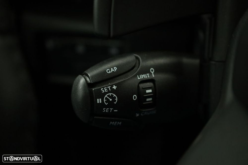 Citroën C5 Aircross 1.6 Hybrid Plus e-EAT8 - 18