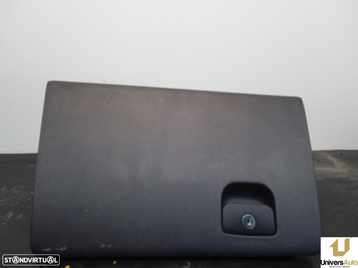 PORTA LUVAS HYUNDAI SANTA FÉ II 2006 -845112B000 - 3