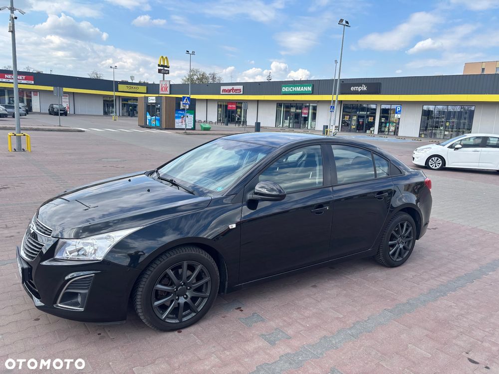 Chevrolet Cruze - 12