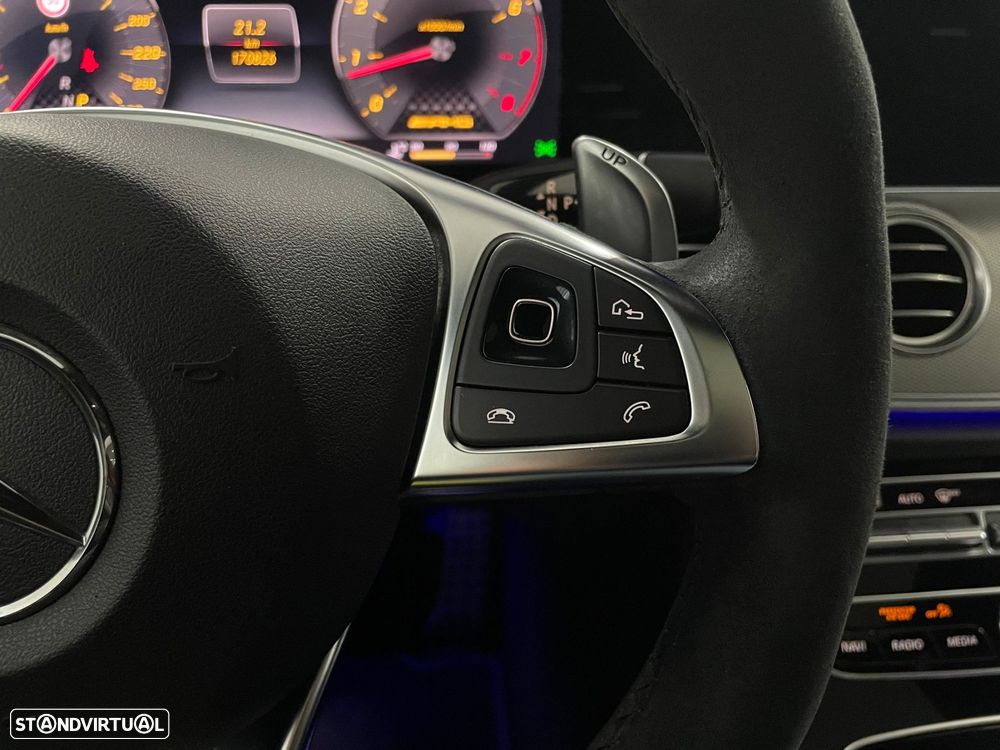 Mercedes-Benz E 43 AMG 4-Matic - 32