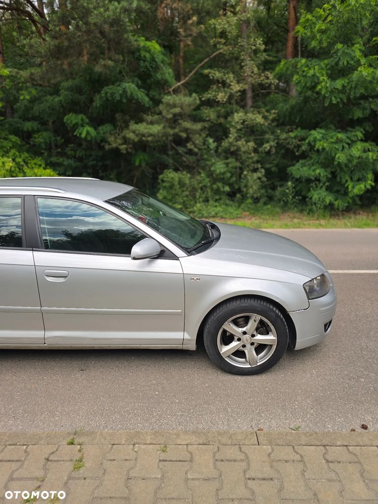 Audi A3 Sportback 1.9 TDI DPF S tronic S line Sportpaket (plus) - 13