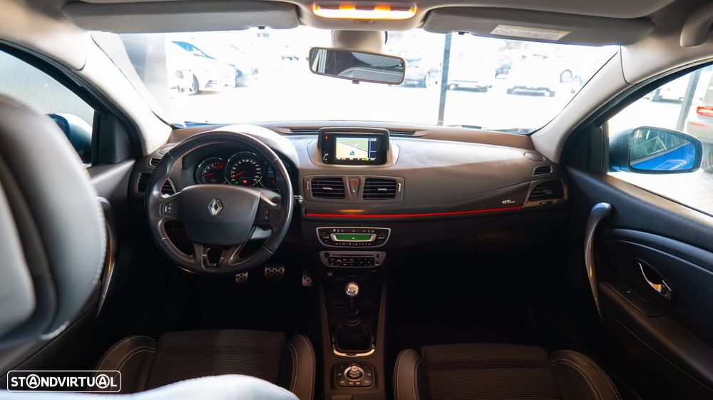 Renault Mégane Sport Tourer 1.5 dCi GT Line SS - 22