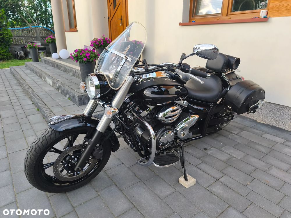 Yamaha XVS - 8