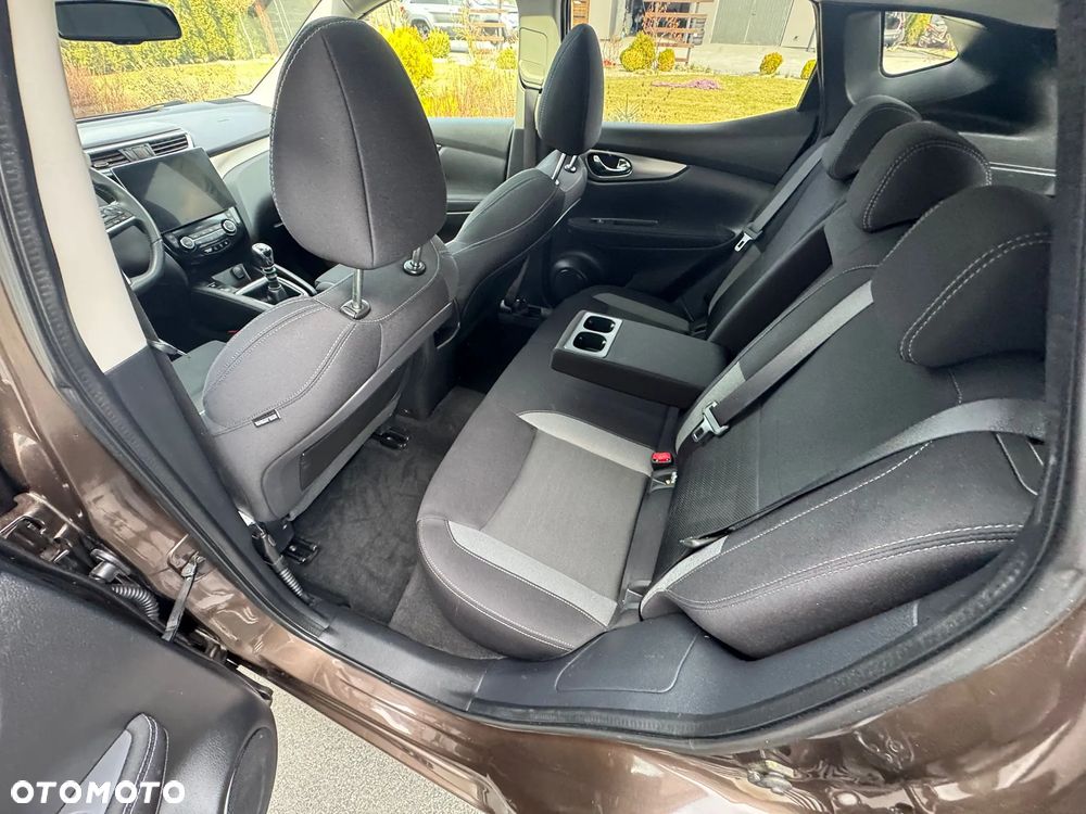 Nissan Qashqai 1.2 DIG-T N-Vision - 7