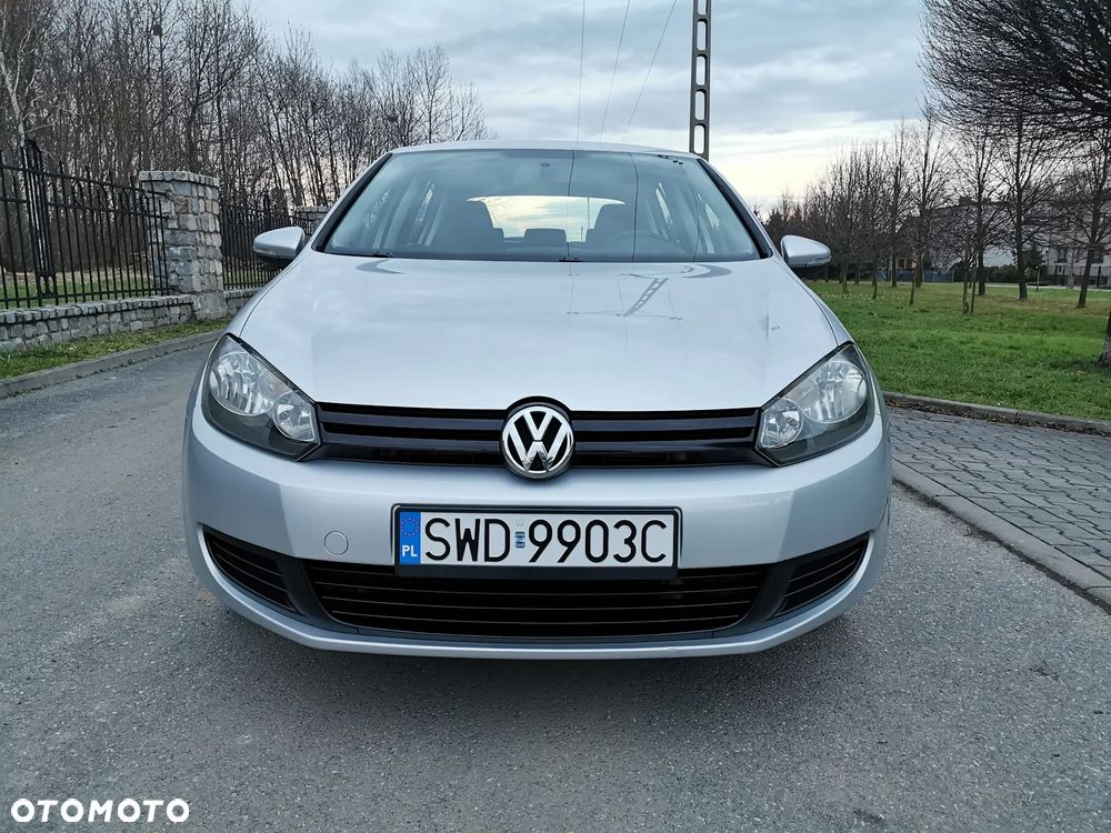 Volkswagen Golf 1.6 Trendline DSG - 5