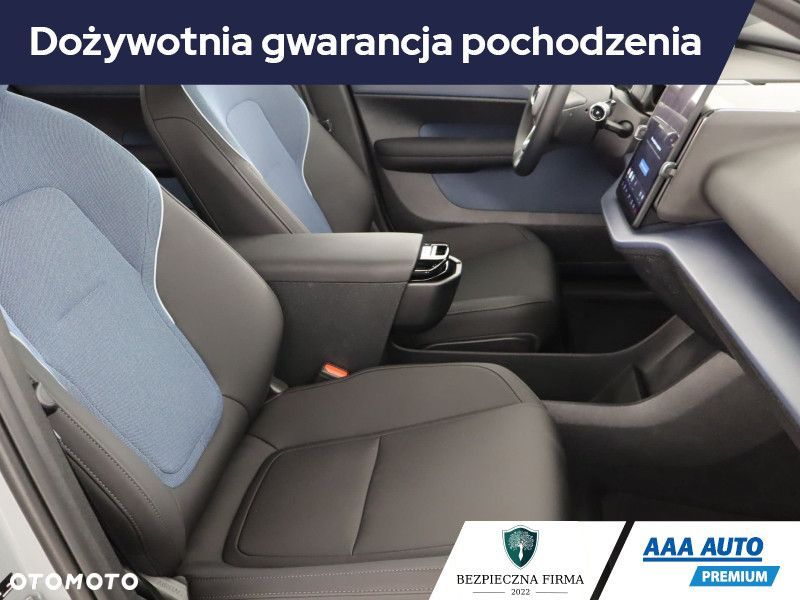 Volvo EX30 - 11