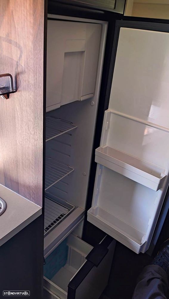 CI International Elliot - 13