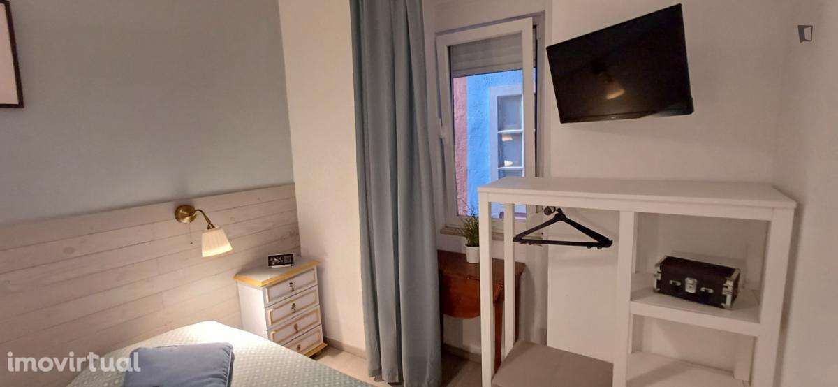 Quarto - localizado em Arroios Lisbon - Grande imagem: 3/33