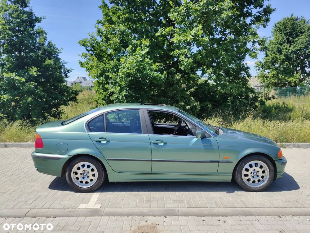BMW Seria 3 - 12