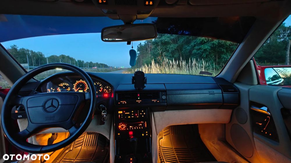 Mercedes-Benz SL 500 - 17