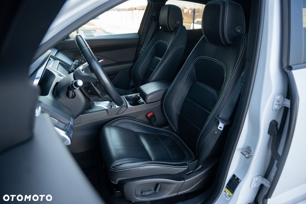 Jaguar E-Pace D180 AWD R-Dynamic S - 24
