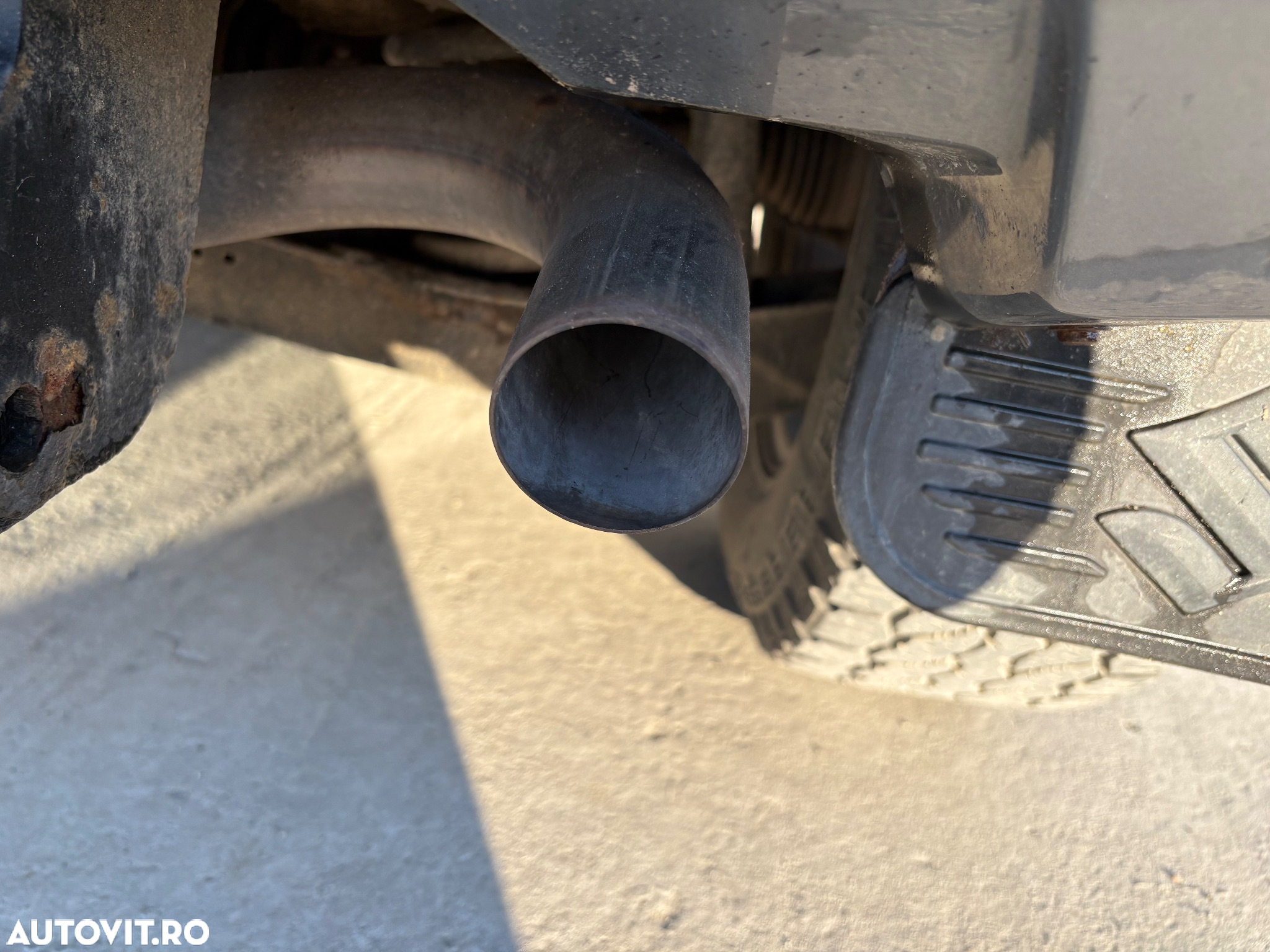 Suzuki Grand Vitara 1.9 DDiS Comfort DPF - 12