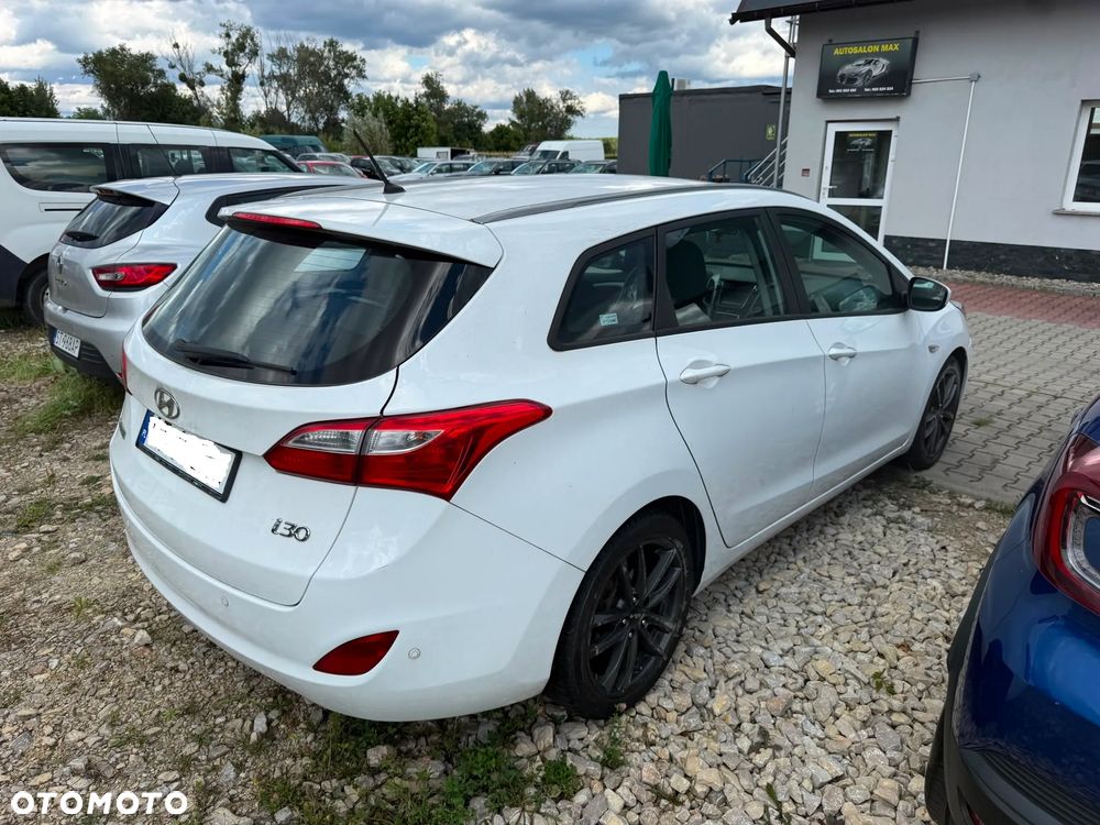 Hyundai i30 1.6 GDI Classic - 21