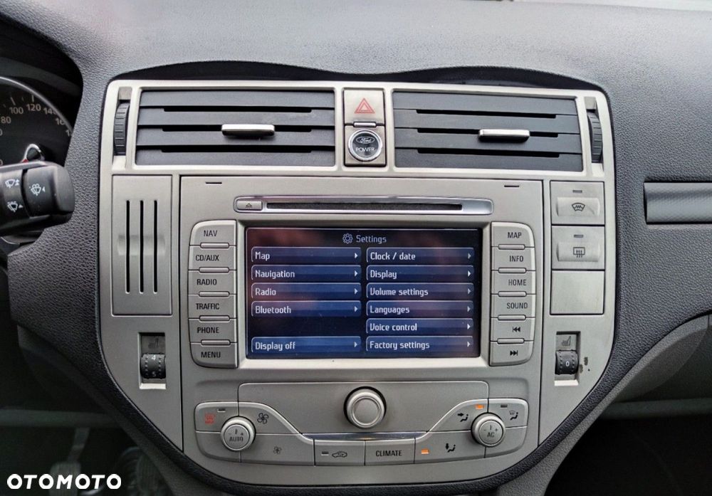 Ford Kuga 2.0 TDCi 4x4 Titanium - 32