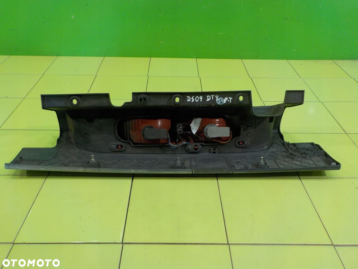 OPEL VIVARO A I LIFT 2.0 CDTI 09r VAN lampa prawa tyl - 3