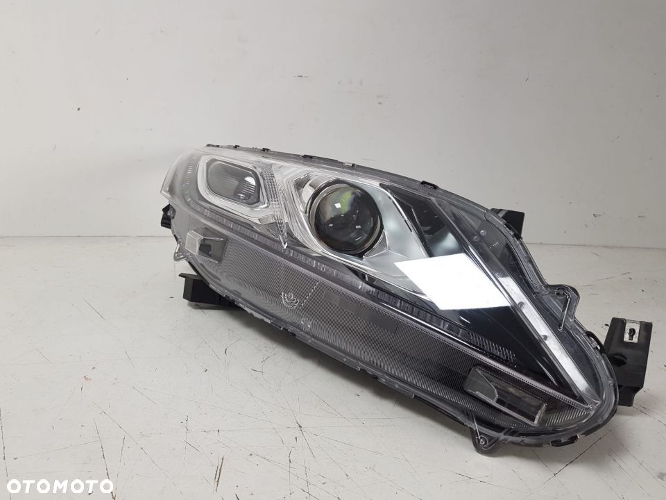 MITSUBISHI ECLIPSE CROSS 17- LAMPA PRAWA PRZEDNIA PRZÓD ZWYKŁA + LED REFLEKTOR - 2