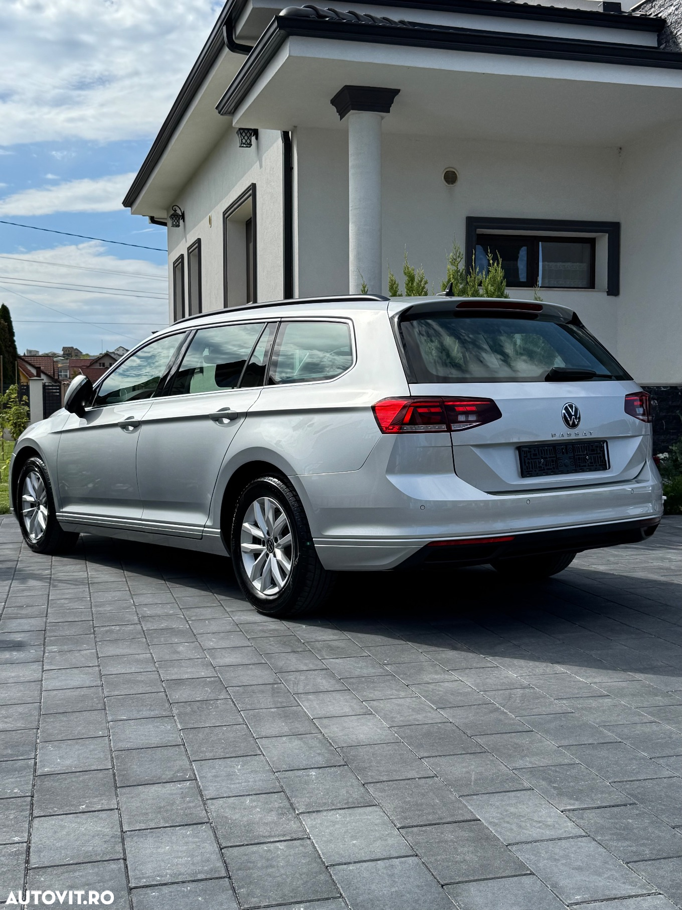 Volkswagen Passat Variant 2.0 TDI DSG Business - 5