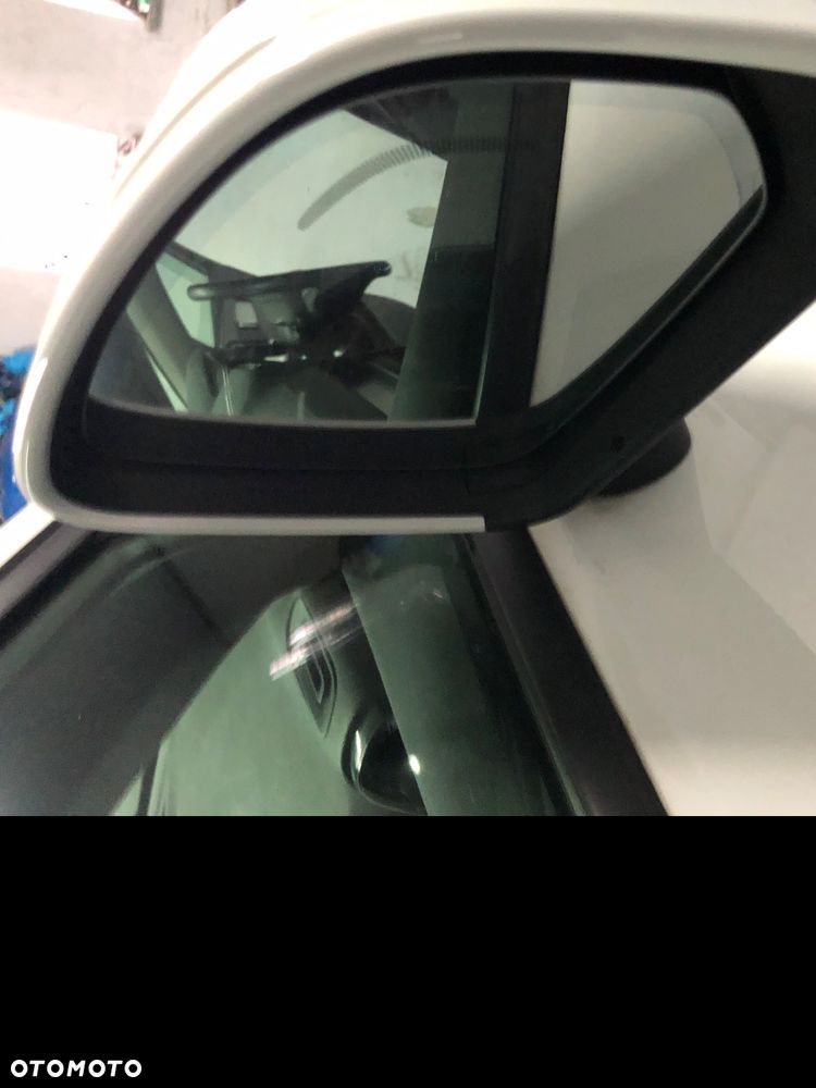 Volvo XC 40 T3 Geartronic RDesign - 21