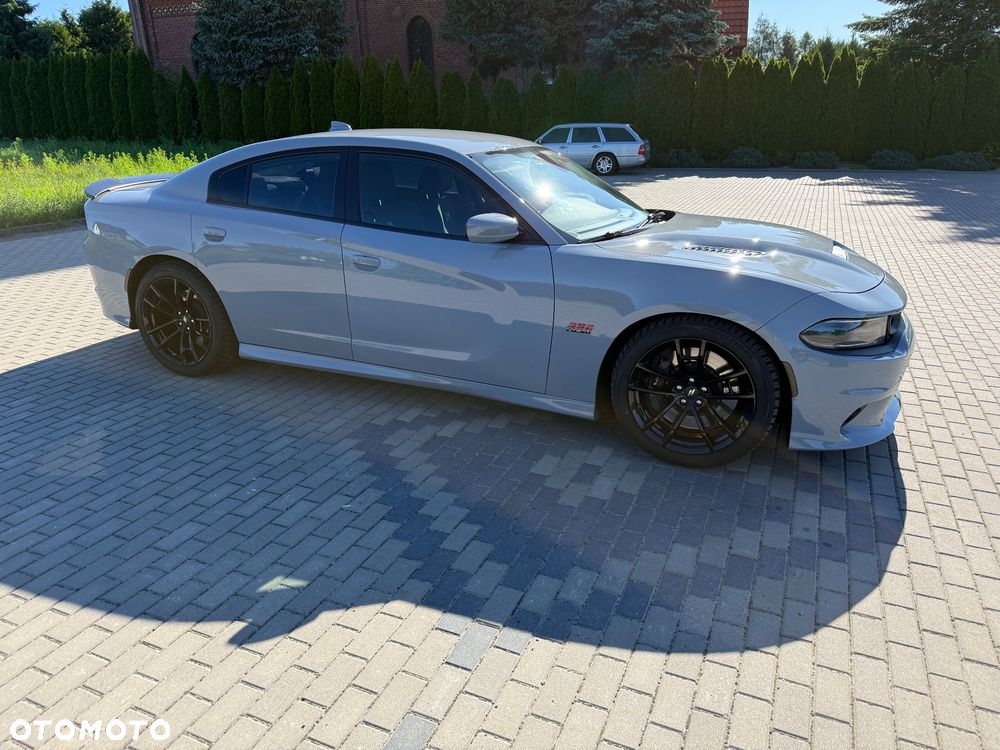 Dodge Charger 6.4 Scat Pack - 6