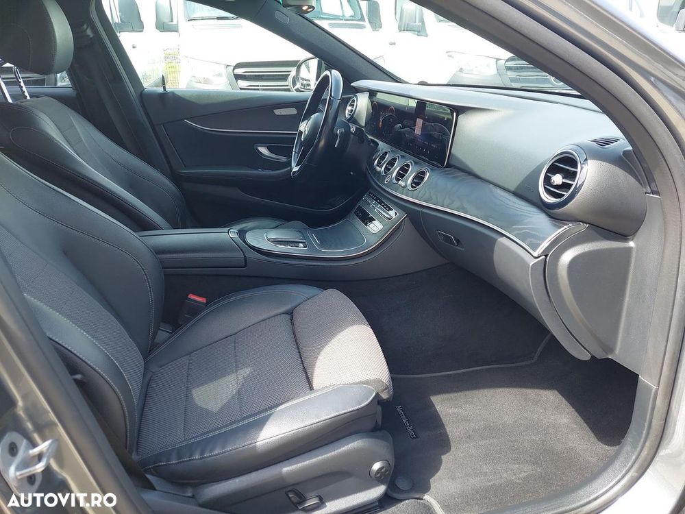 Mercedes-Benz E 220 d Aut. - 12