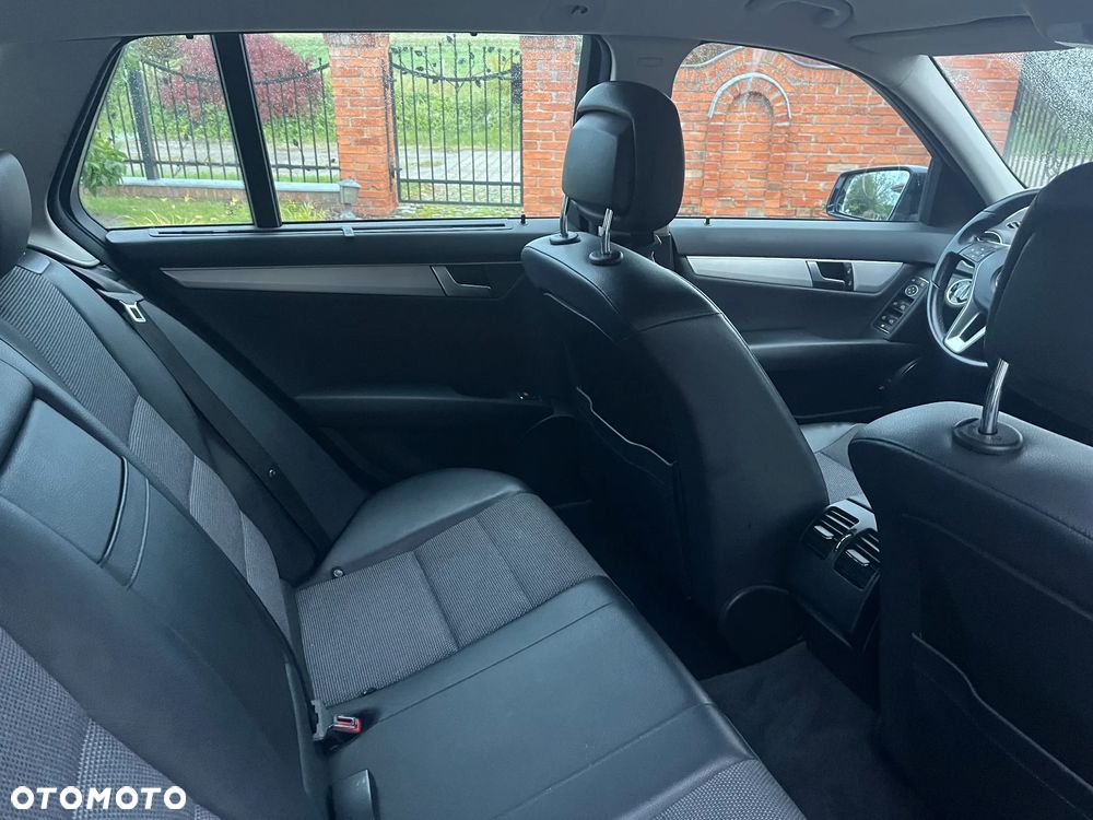 Mercedes-Benz Klasa C 220 CDI 7G-TRONIC Avantgarde Edition - 8