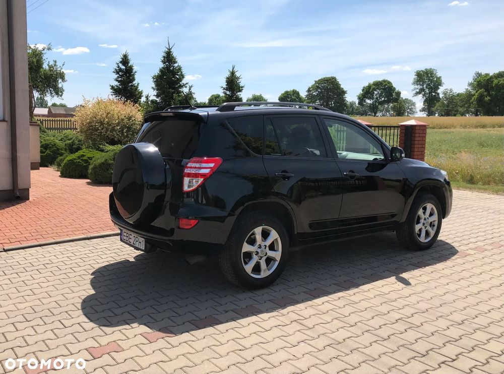Toyota RAV4 2.2 D-4D Luna - 2