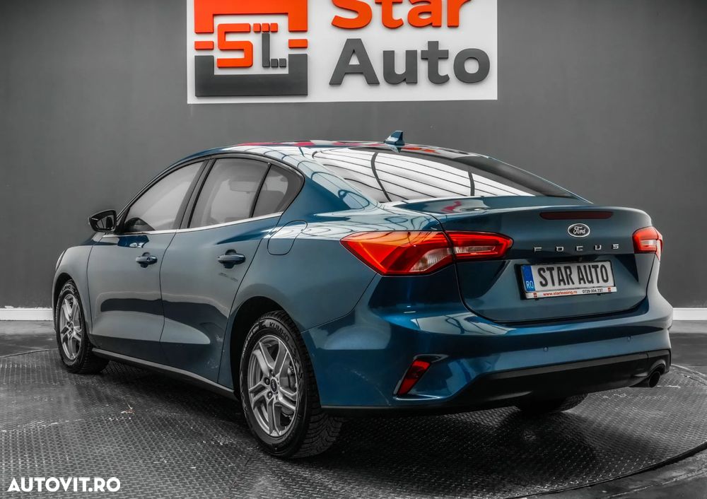 Ford Focus 1.0 EcoBoost Titanium Business - 5