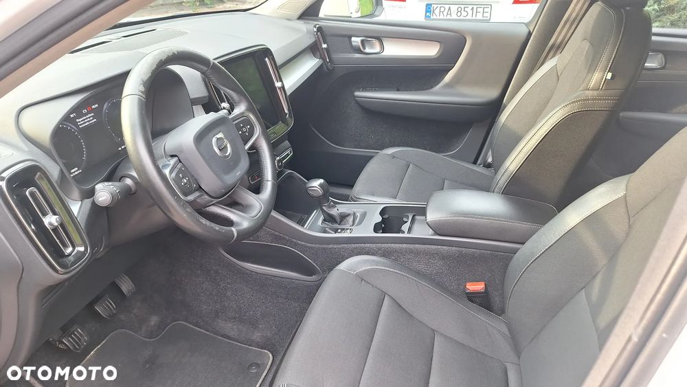 Volvo XC 40 D3 AWD Momentum - 18