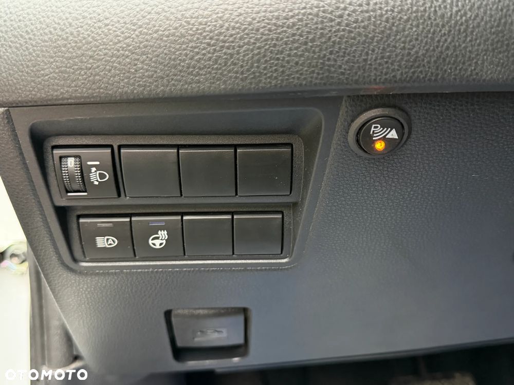 Toyota Yaris Hybrid 1.5 Comfort - 28