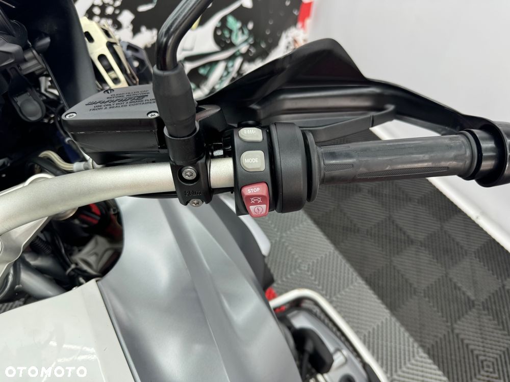 BMW R - 28