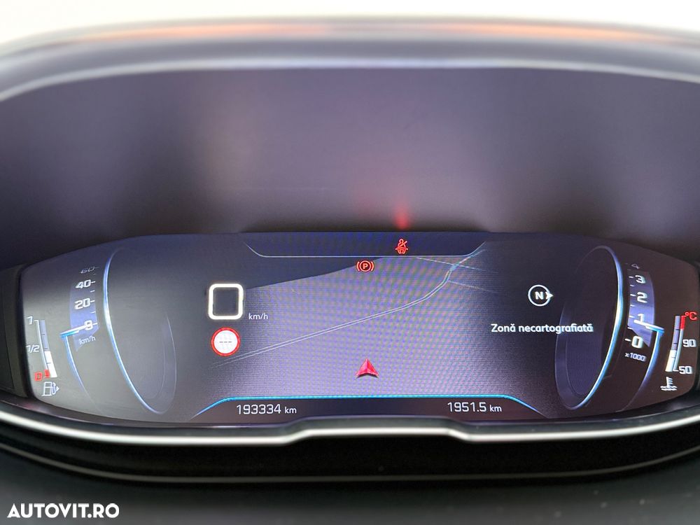 Peugeot 3008 PureTech 130 Stop & Start GPF Active Pack - 35