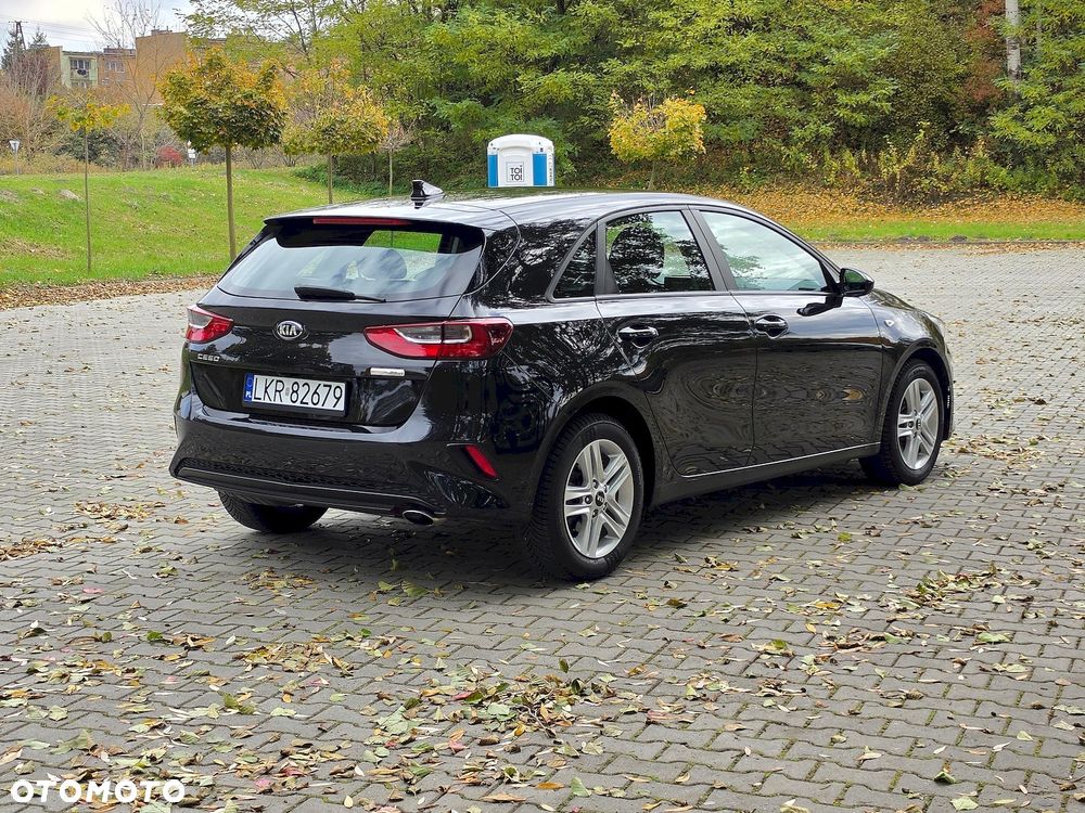 Kia Ceed 1.6 CRDi Eco-Dynamics+ (48V Mild-Hybrid) Edition 7 - 9