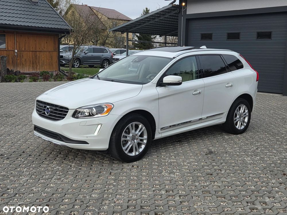 Volvo XC 60 T5 Drive-E Summum - 1