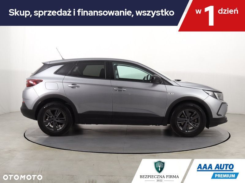 Opel Grandland X - 8
