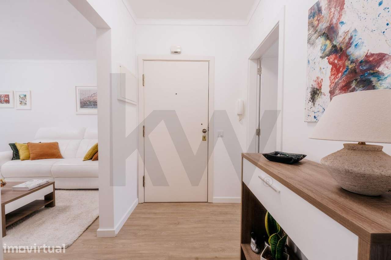T2 Totalmente Remodelado | Pronto a Habitar | Quinta do Prado, Eiras - Grande imagem: 2/32