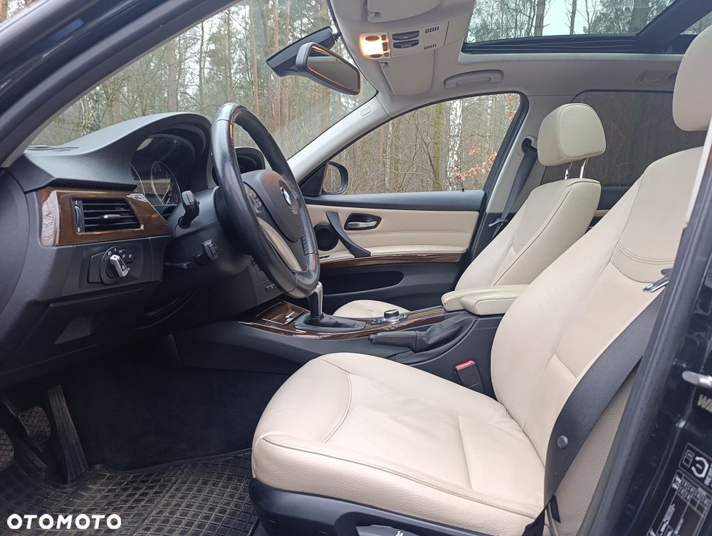 BMW Seria 3 - 26