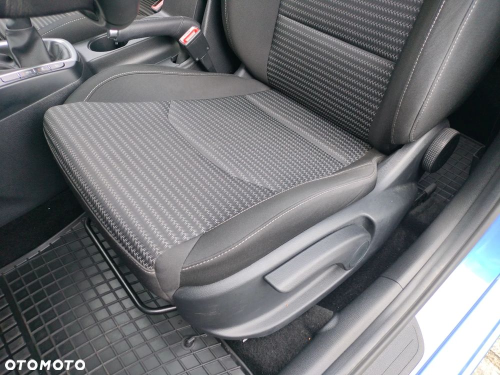 Kia Ceed 1.5 T-GDI M - 12