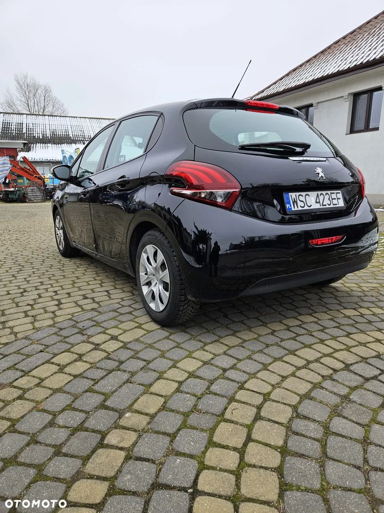 Peugeot 208 PureTech 75 Like - 4