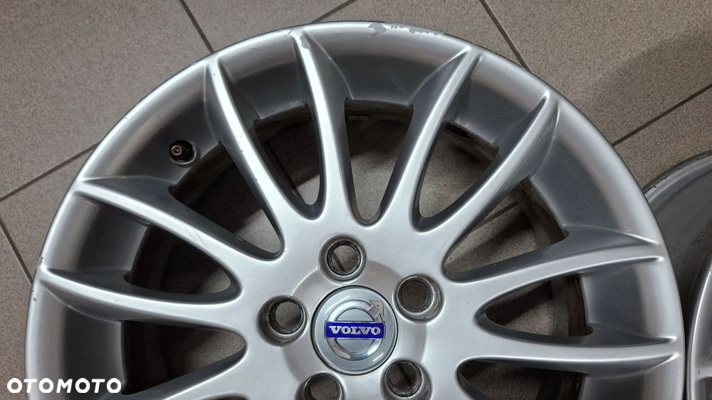 Felgi Aluminiowe 17 Volvo S40 V50 C30 5x108 ET 52.5 - 13