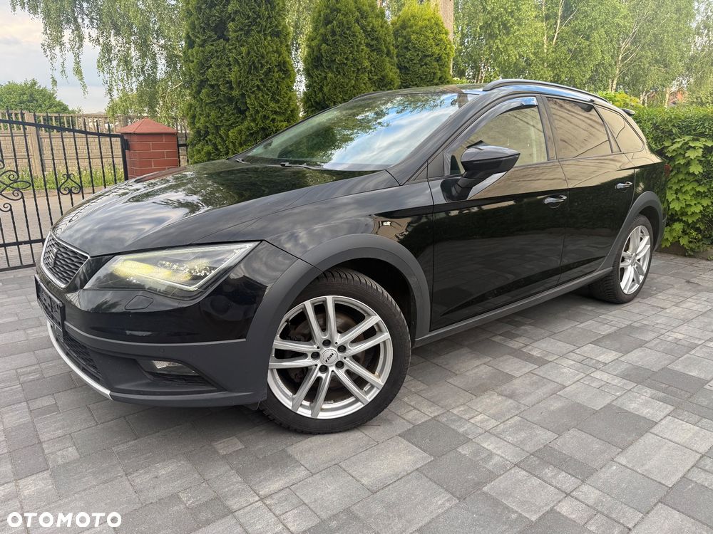 Seat Leon Sportstourer 2.0 TDI Start&Stop 4Drive DSG X-Perience - 2