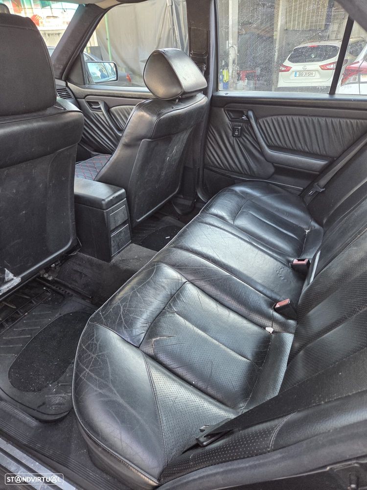 Mercedes-Benz C 200 - 8