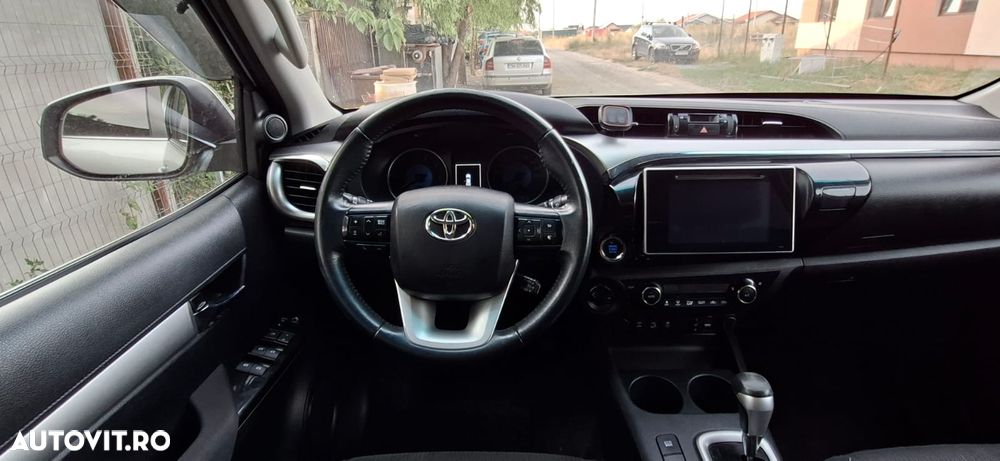 Toyota Hilux - 6